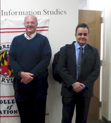 Foto com Dr. Doug Oard da University of Maryland, US